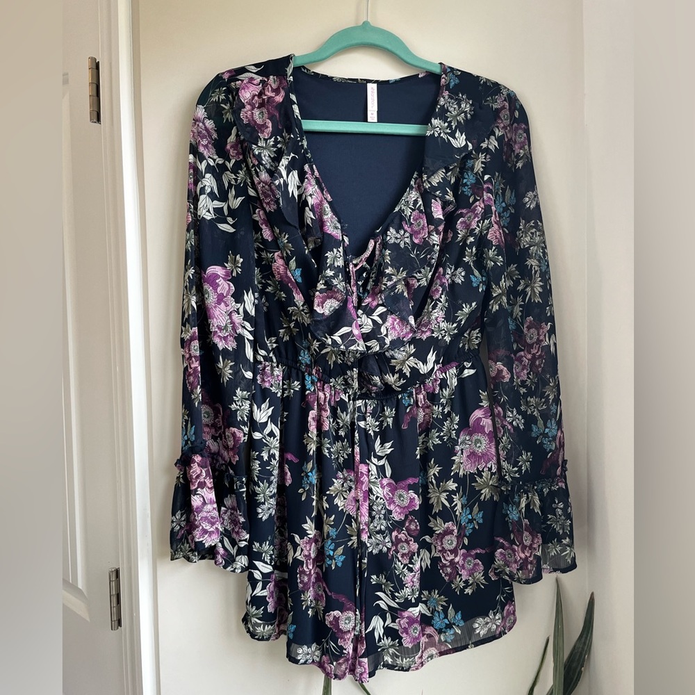 Xhilaration Blue Floral Romper Size Medium